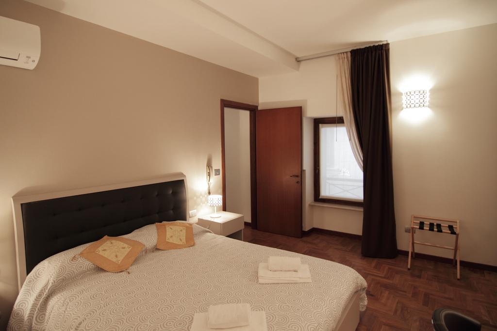 Residenza S. Giovanni In Foro Verona Room photo